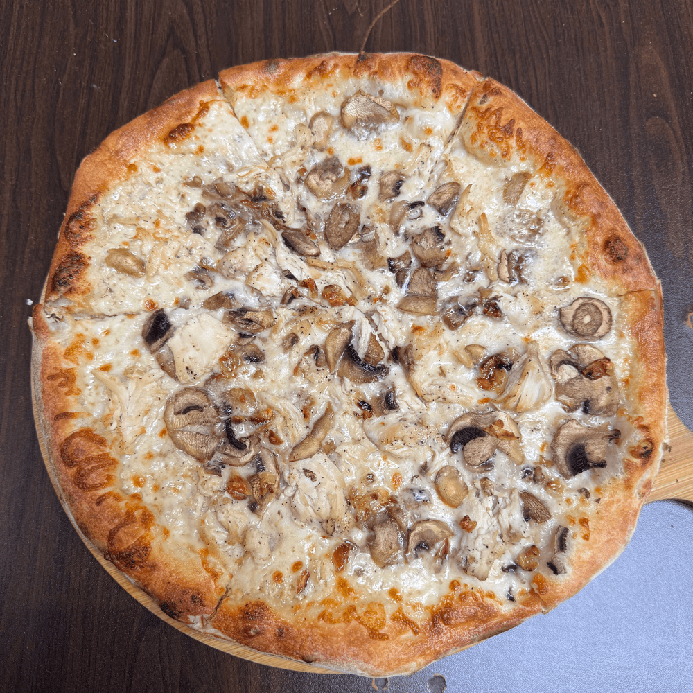 Garlic Cream Dream (16")
