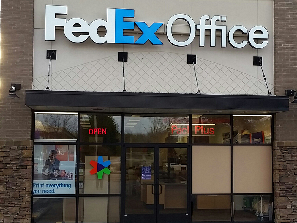 FedEx Office Print & Ship Center Photo