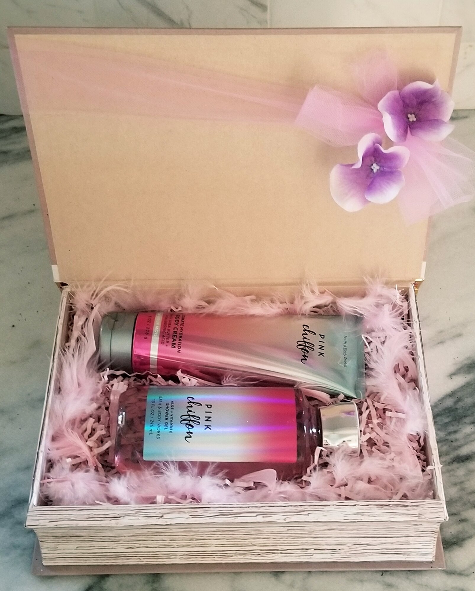 Romantic Xpressions Image