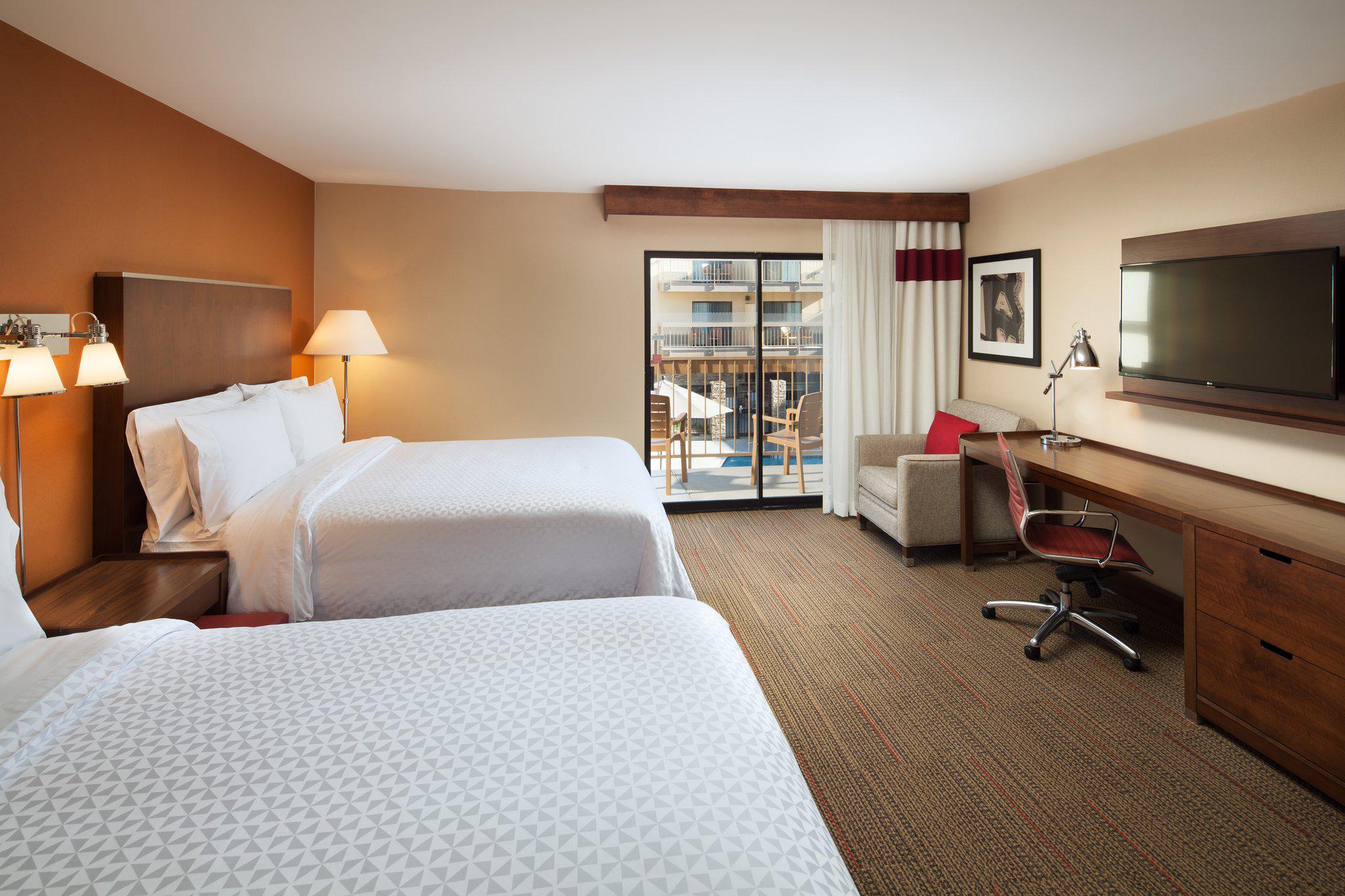 Four Points by Sheraton San Diego - SeaWorld Photo