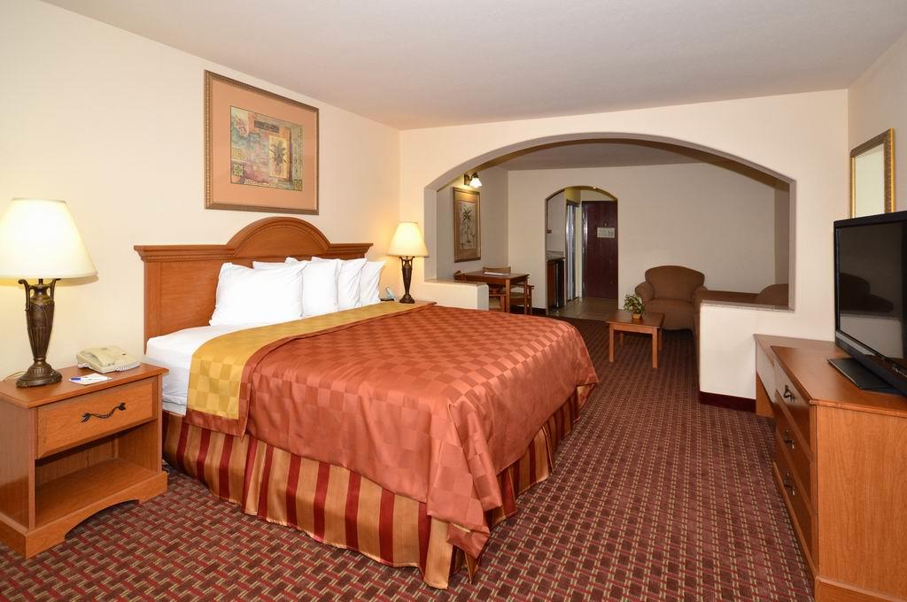 Best Western Casa Villa Suites Photo