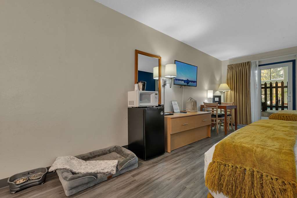 SureStay by Best Western Spicer Image