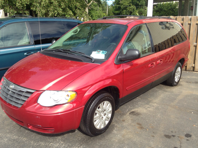 Lisbon Auto Sales Image