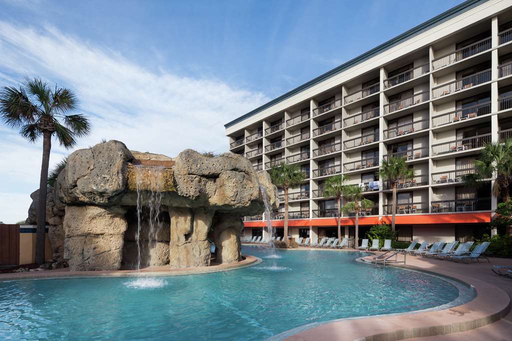 Hampton Inn Jacksonville Beach/Oceanfront Image