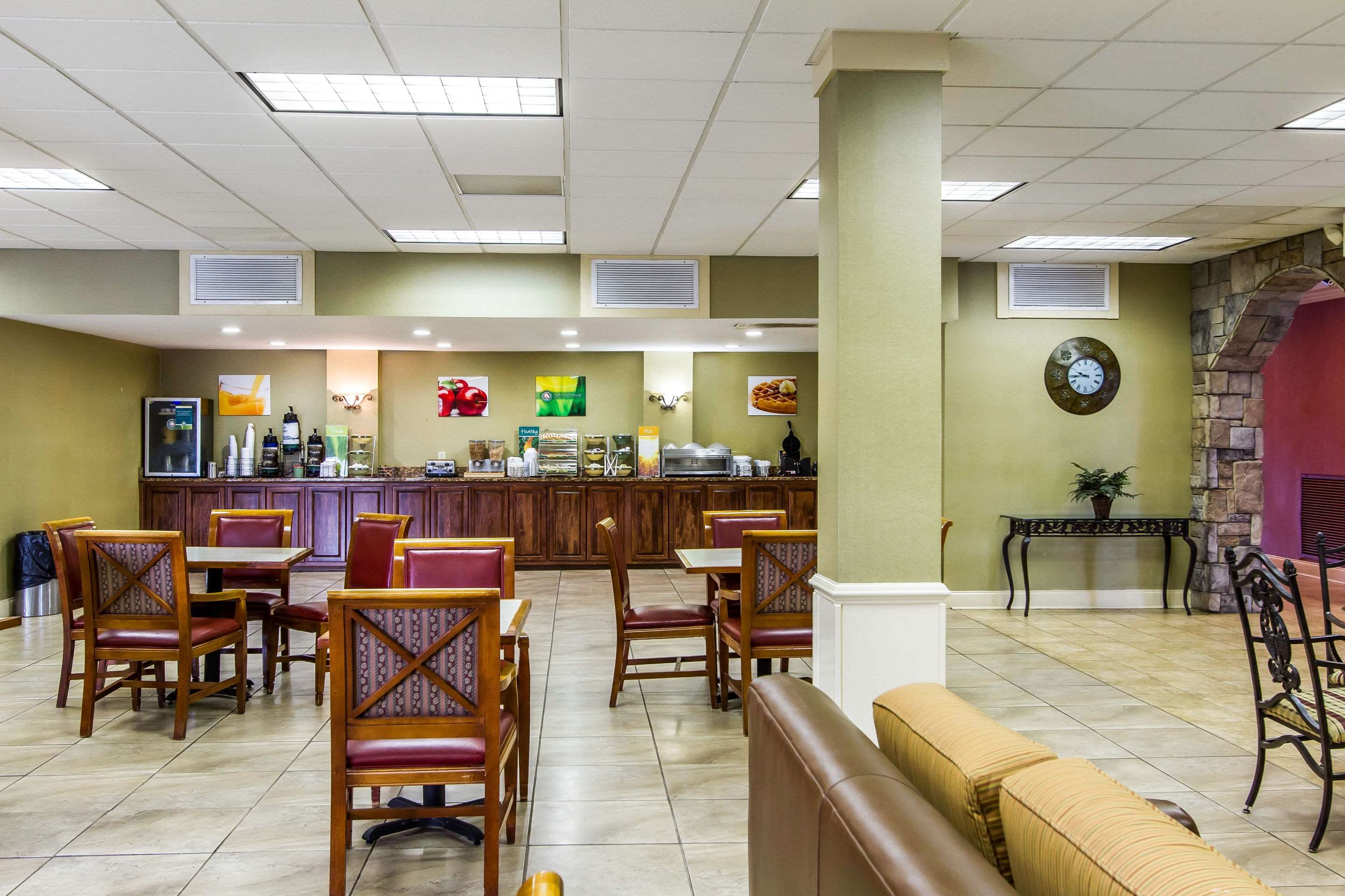 Quality Inn Opelika - Auburn Photo