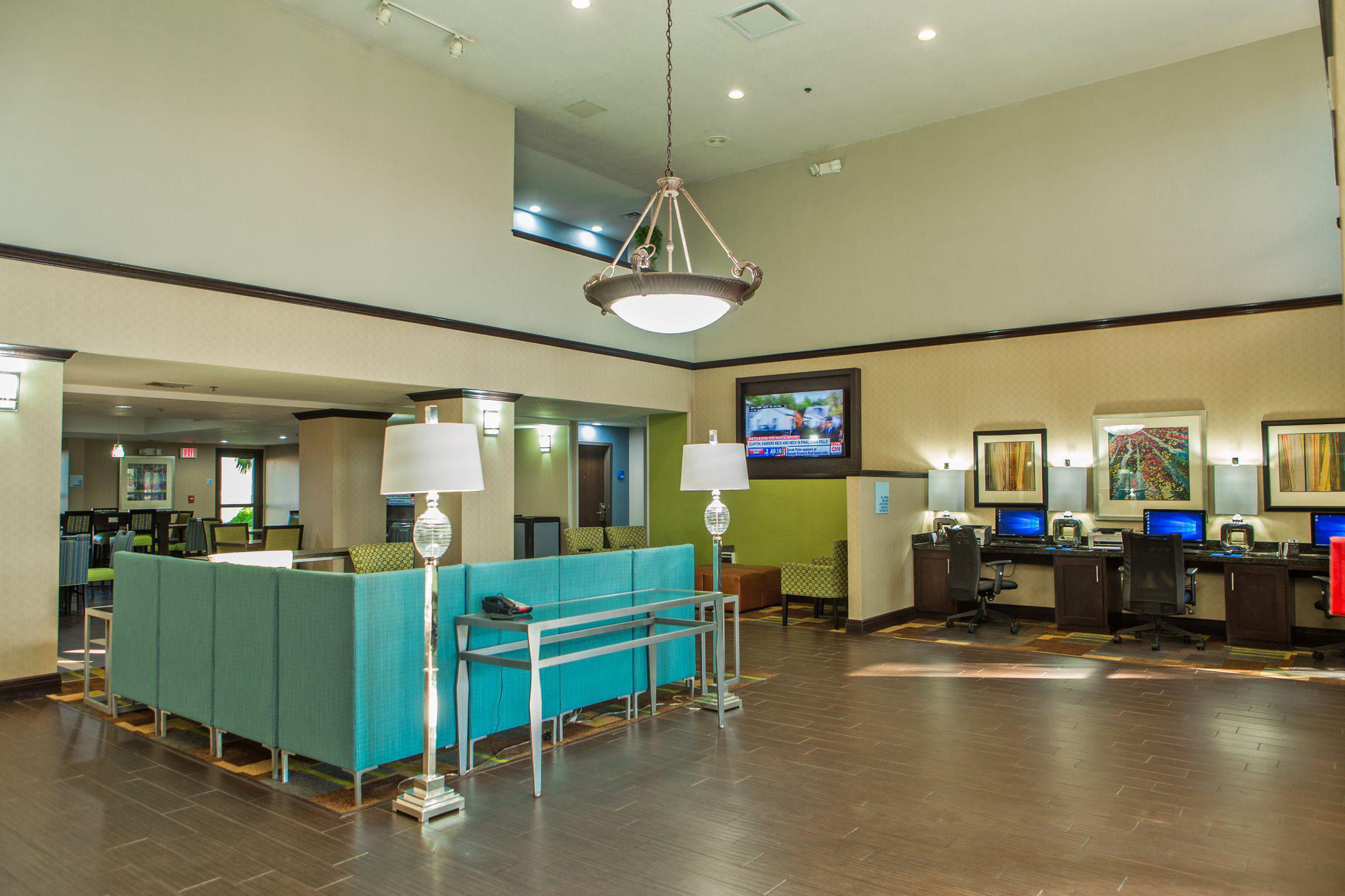 Holiday Inn Express Harlingen Photo