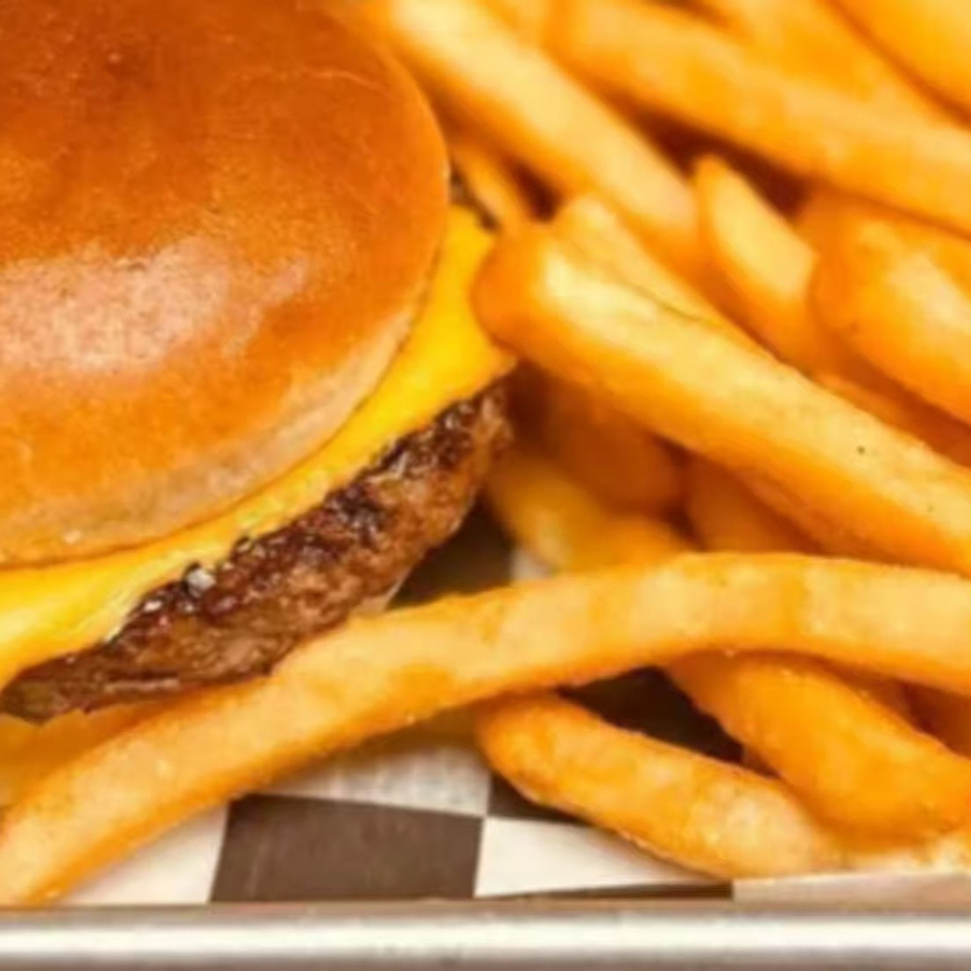 Kids Cheeseburger