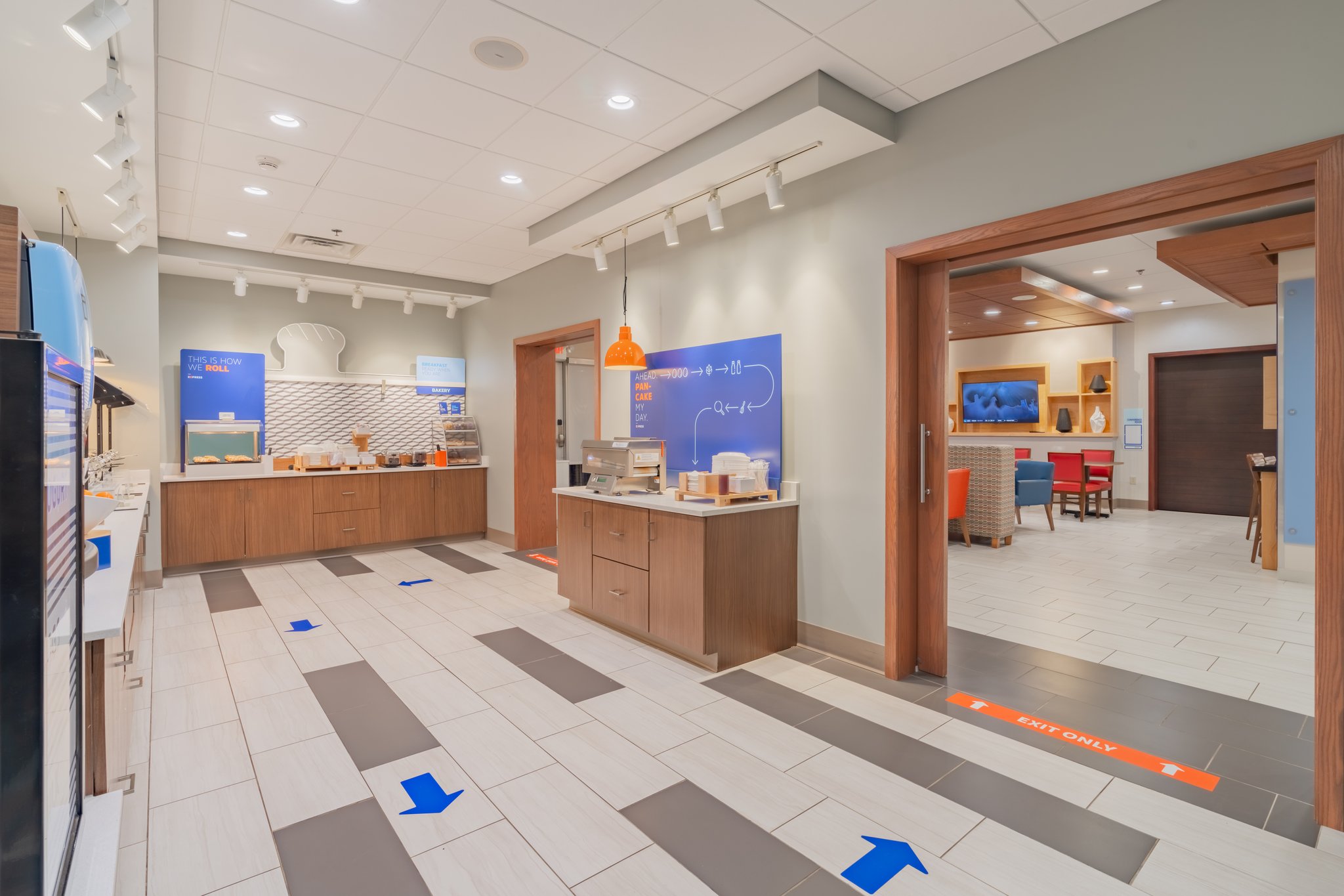 Holiday Inn Express & Suites Marion by IHG Image