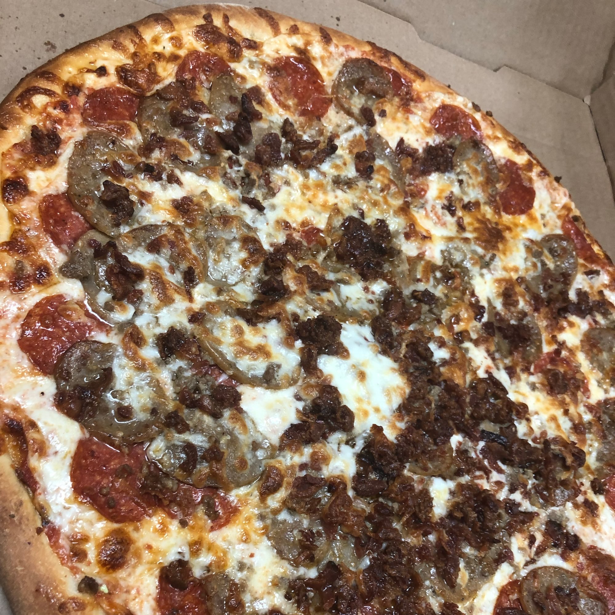 Meat Feast Pizza (14" Large - 12 Slices)