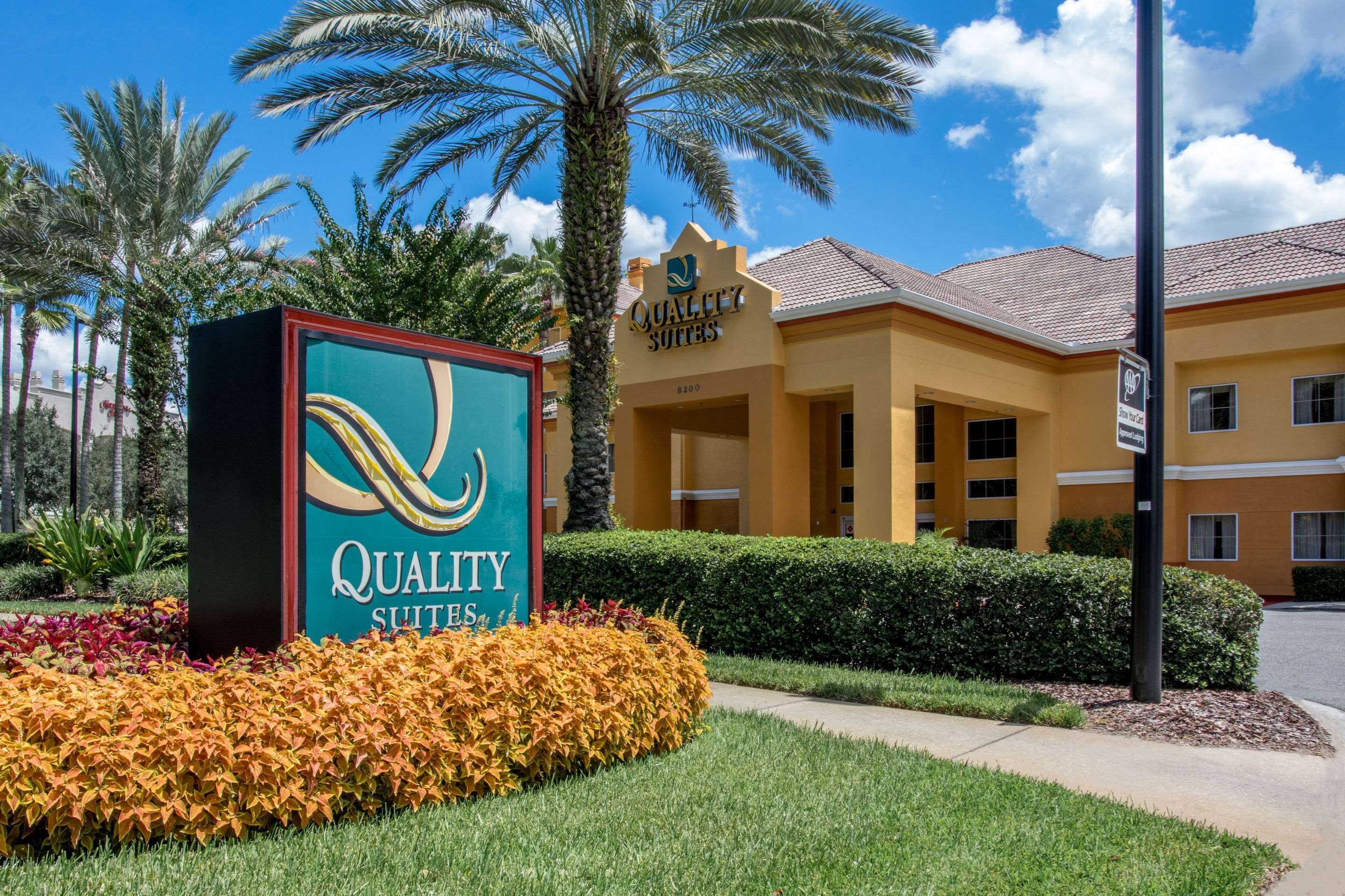 Quality Suites Lake Buena Vista Photo