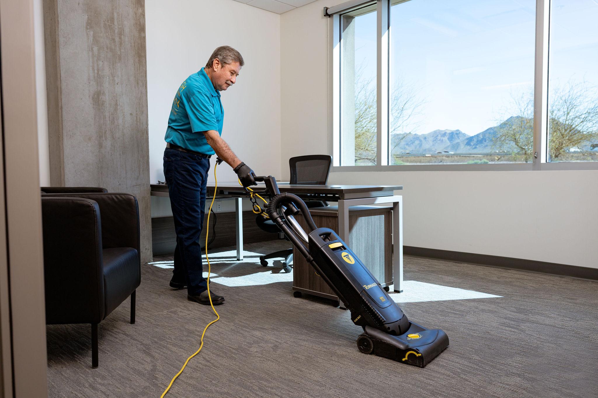 Oranje Commercial Janitorial in Phoenix Image