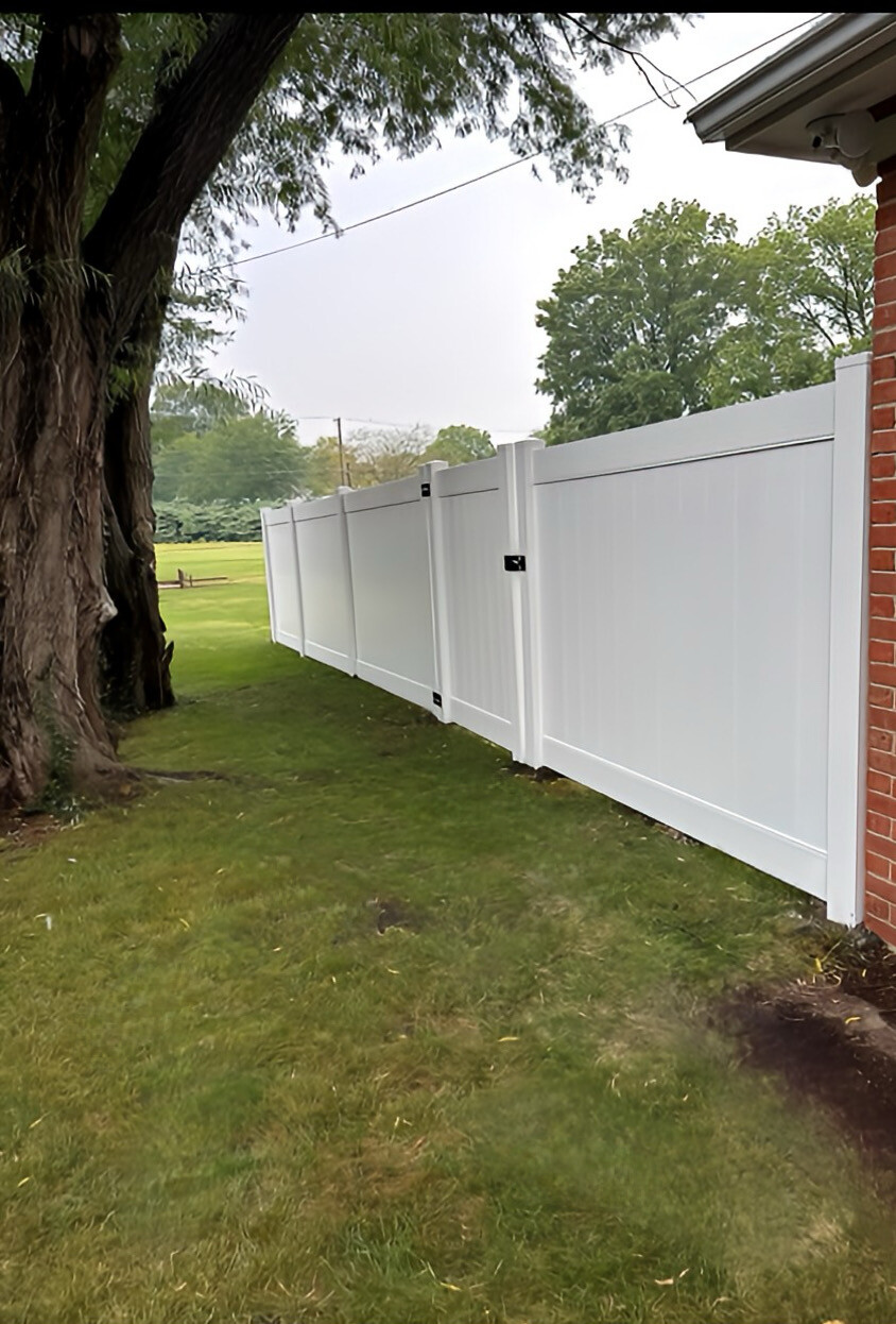 Top Rail Fence Naperville Image