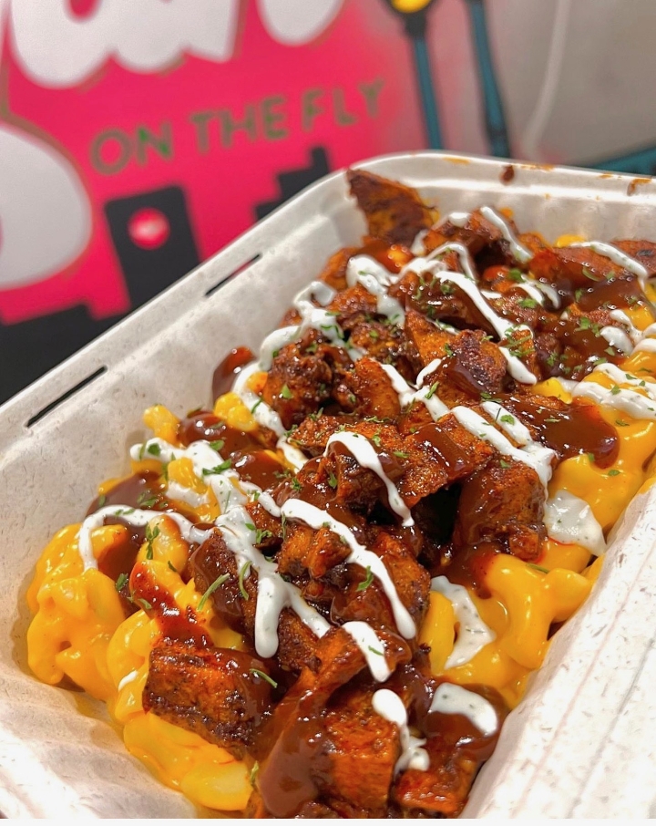 Jerk Chicken Mac Bowl