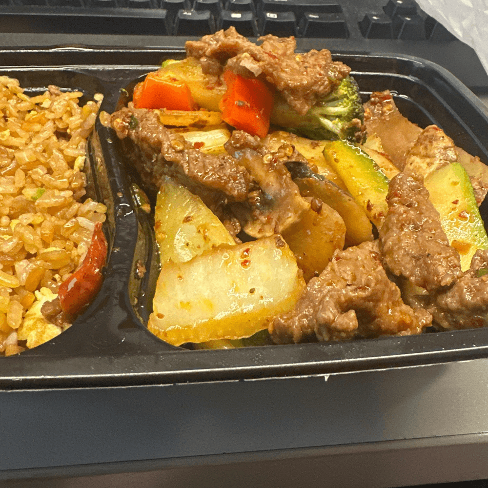 Pick Any Beef Entree Lunch Combo