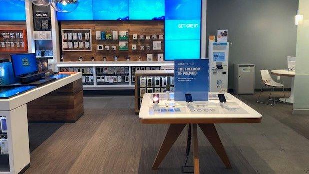 AT&T Store Photo