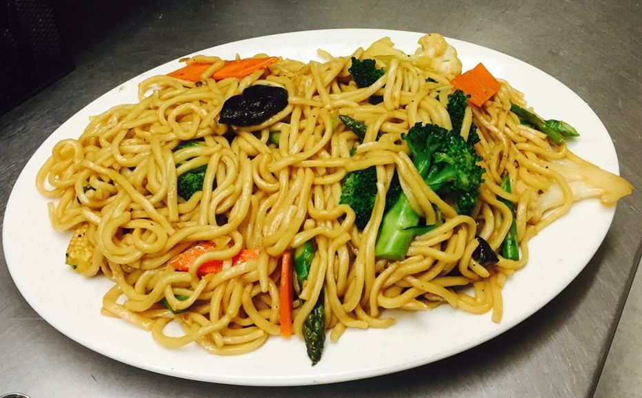Vegetarian Chow Mein