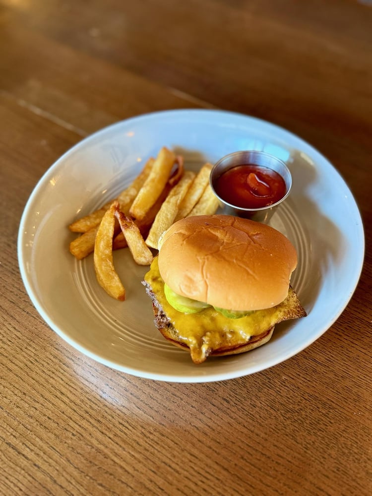 Kids Cheeseburger