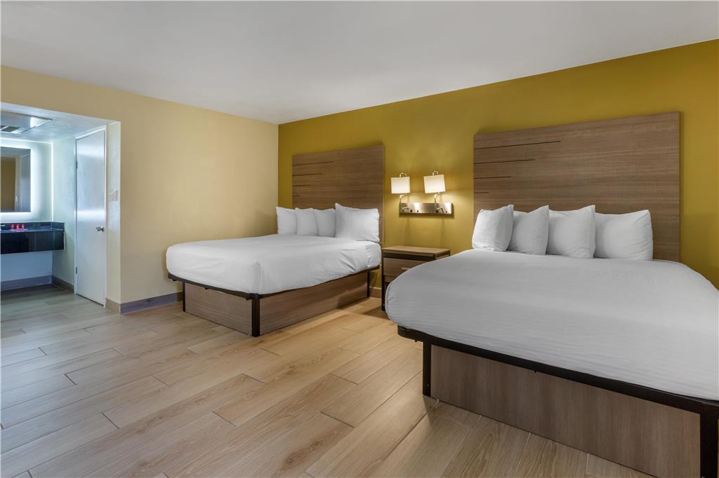 SureStay by Best Western Chambers Petrified Forest Image