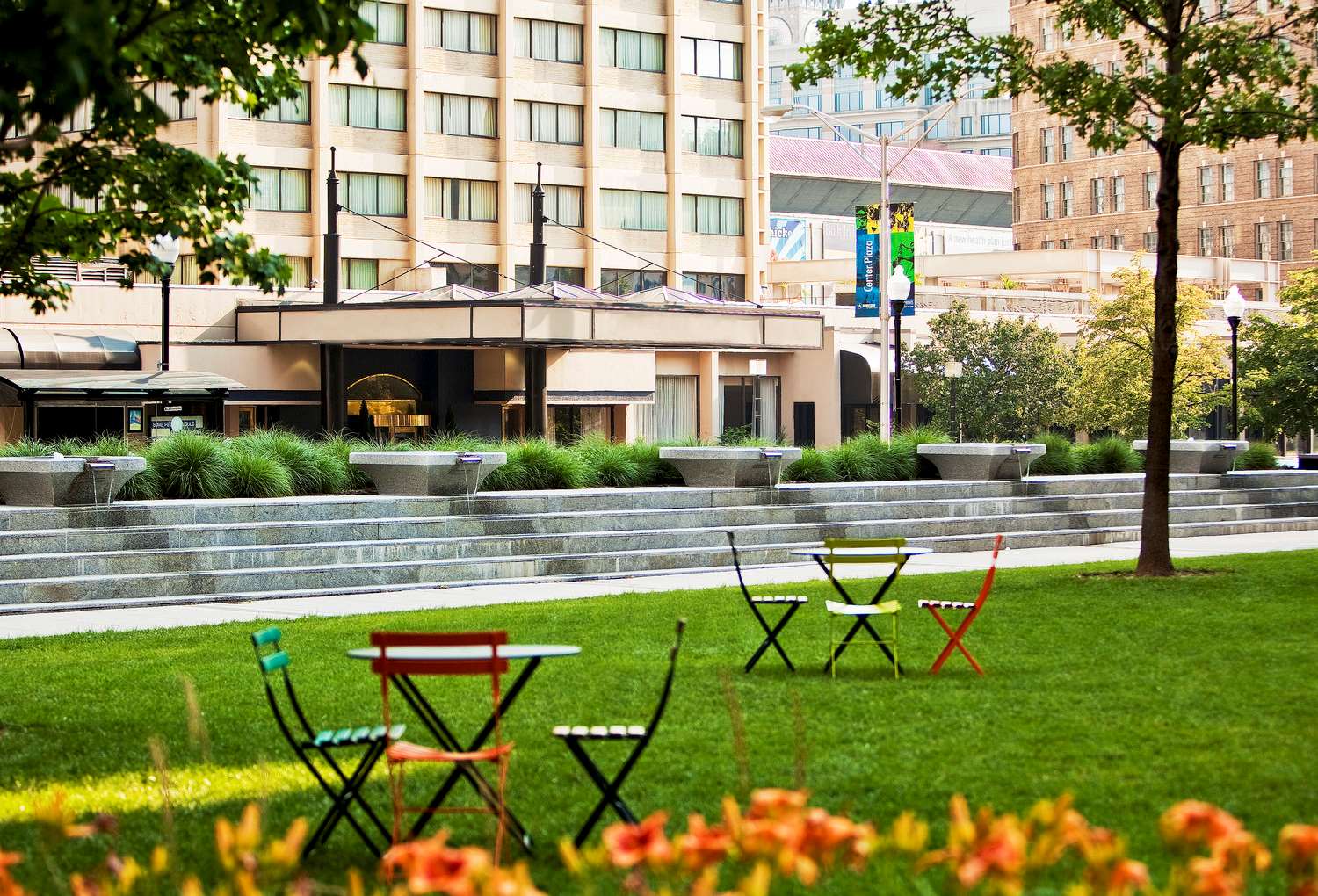 Radisson Hotel Baltimore Downtown-Inner Harbor Photo