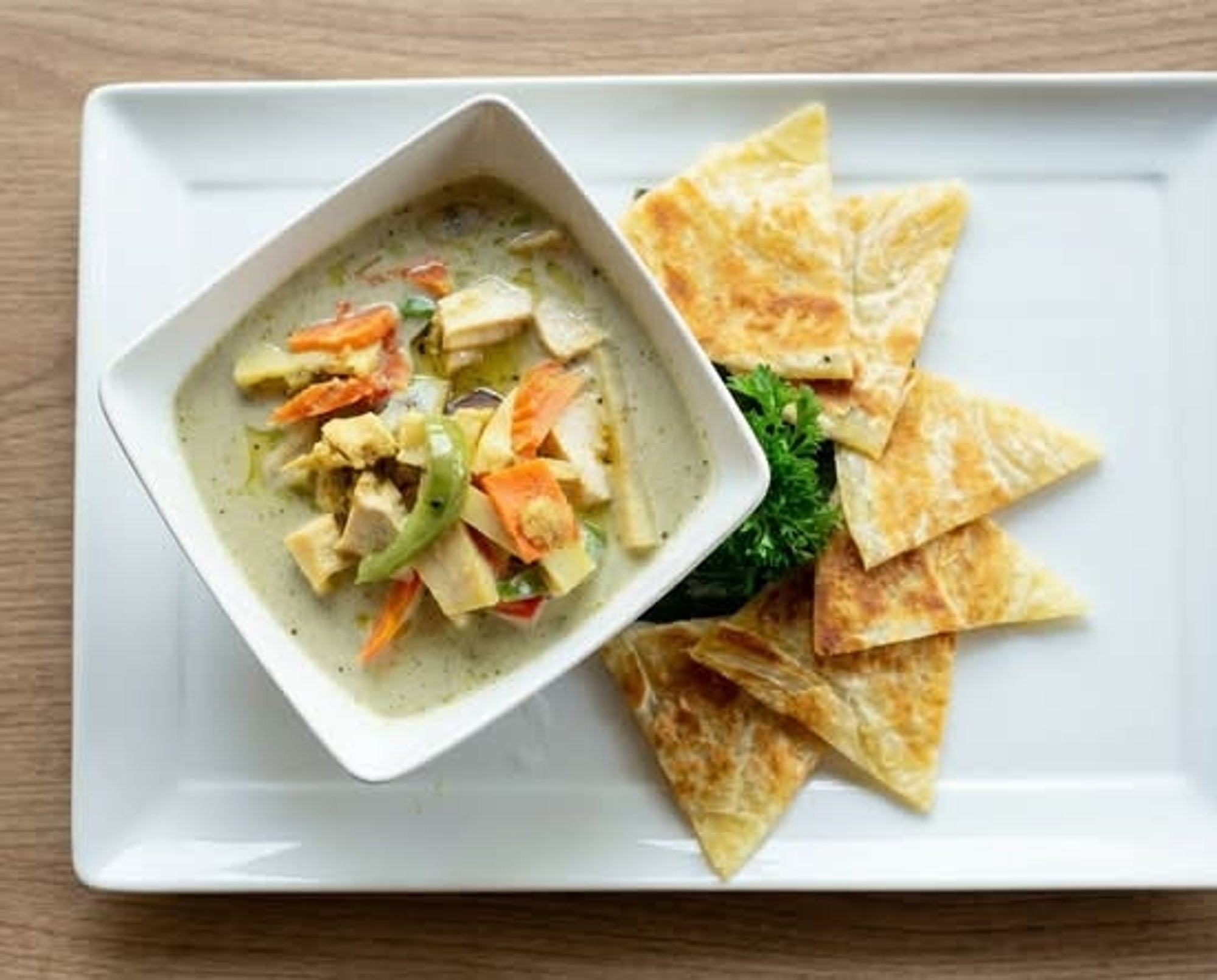 Roti with Green Curry