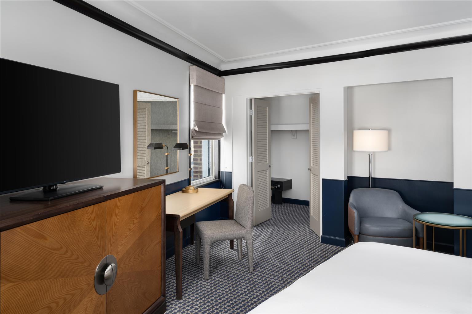 Hilton Orrington/Evanston Image