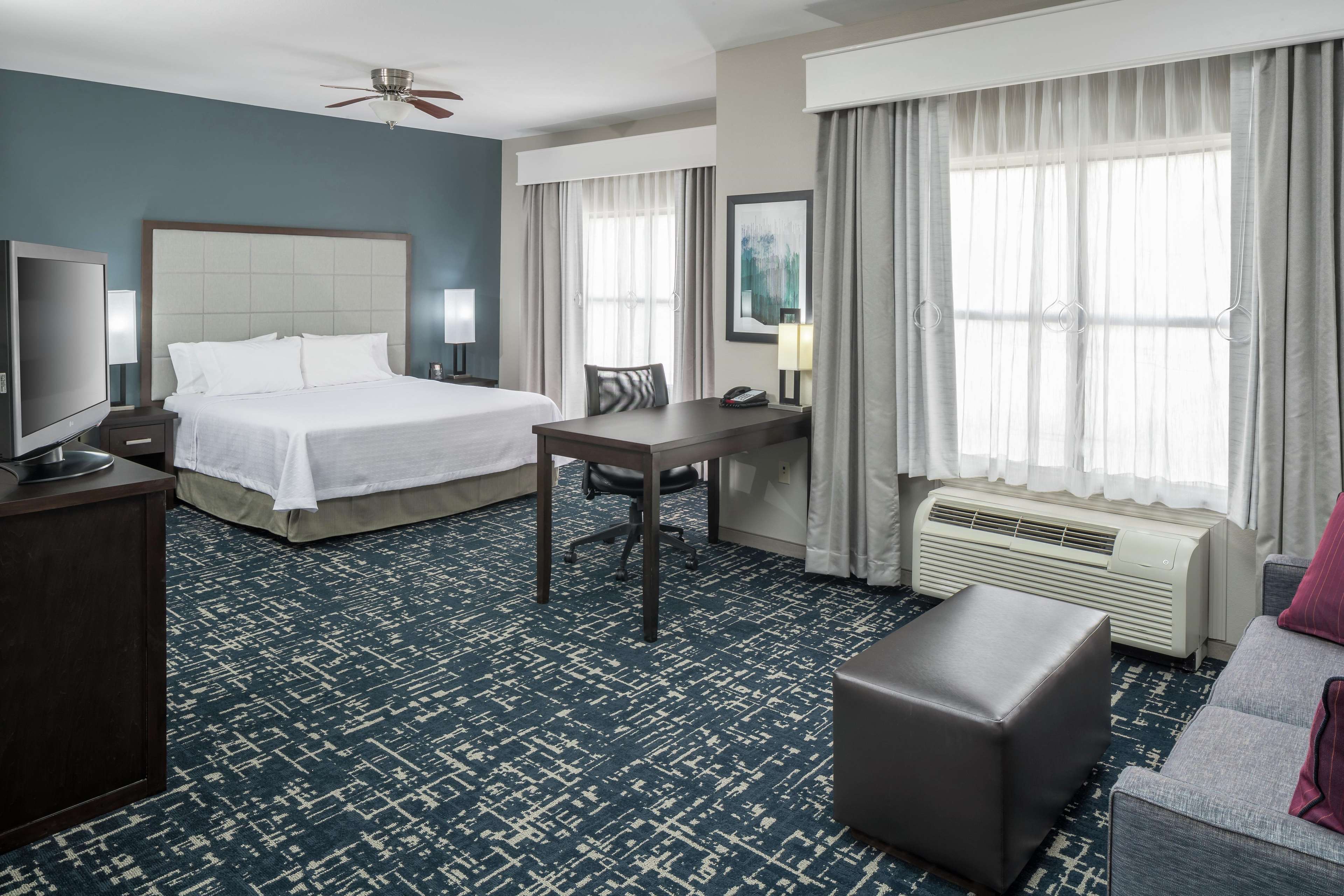 Homewood Suites by Hilton Cedar Rapids-North Photo