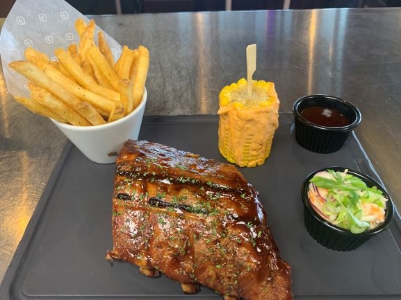 Ultimate ribs with BBQ sauce