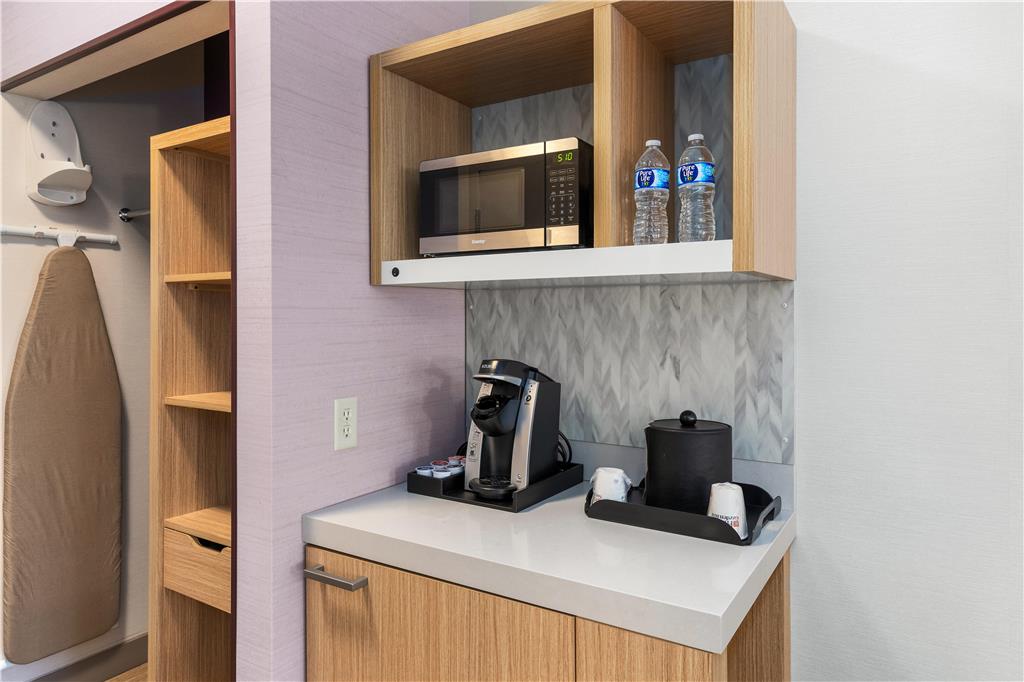 Hilton Garden Inn Auburn Image