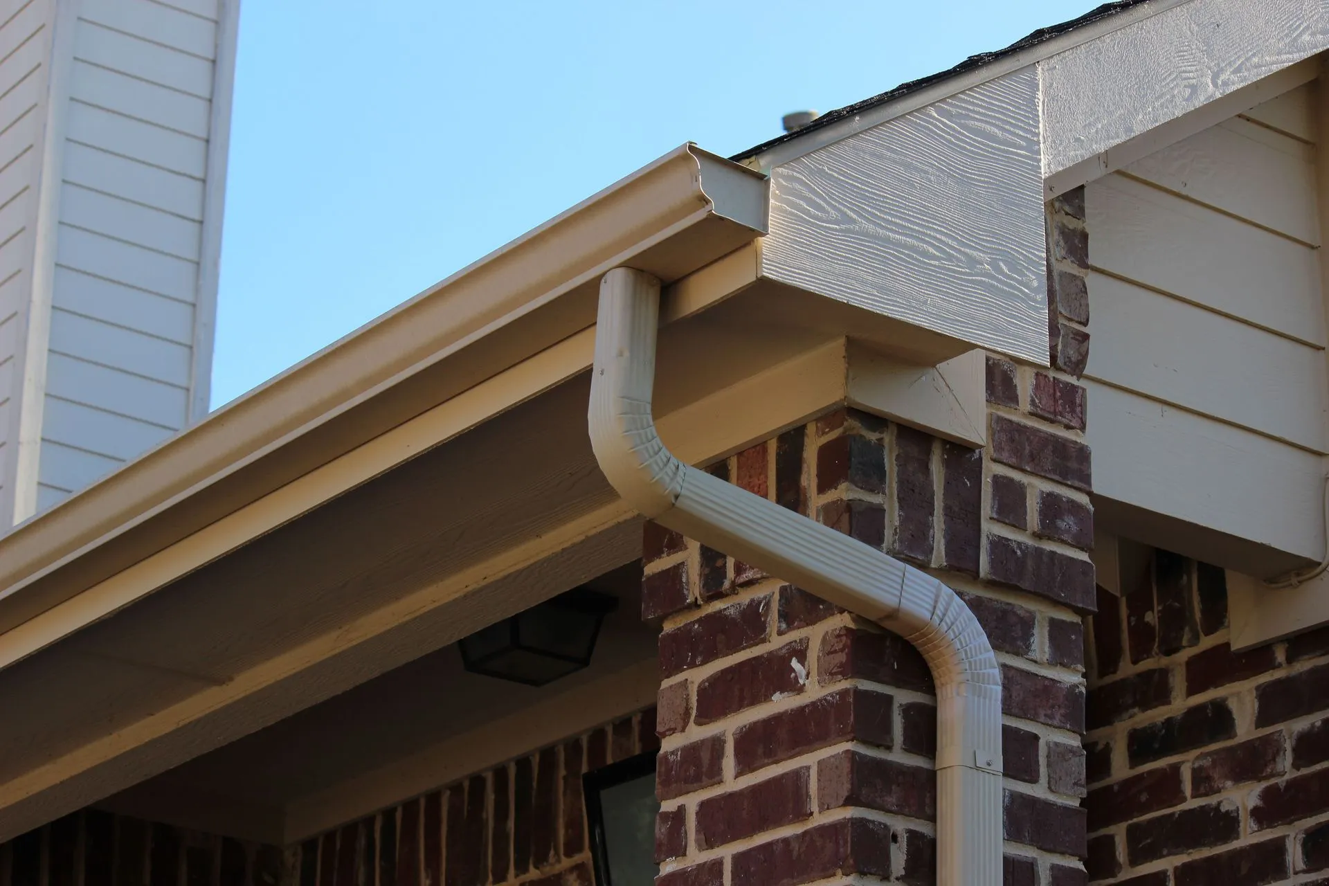 Seamless Gutter Installation