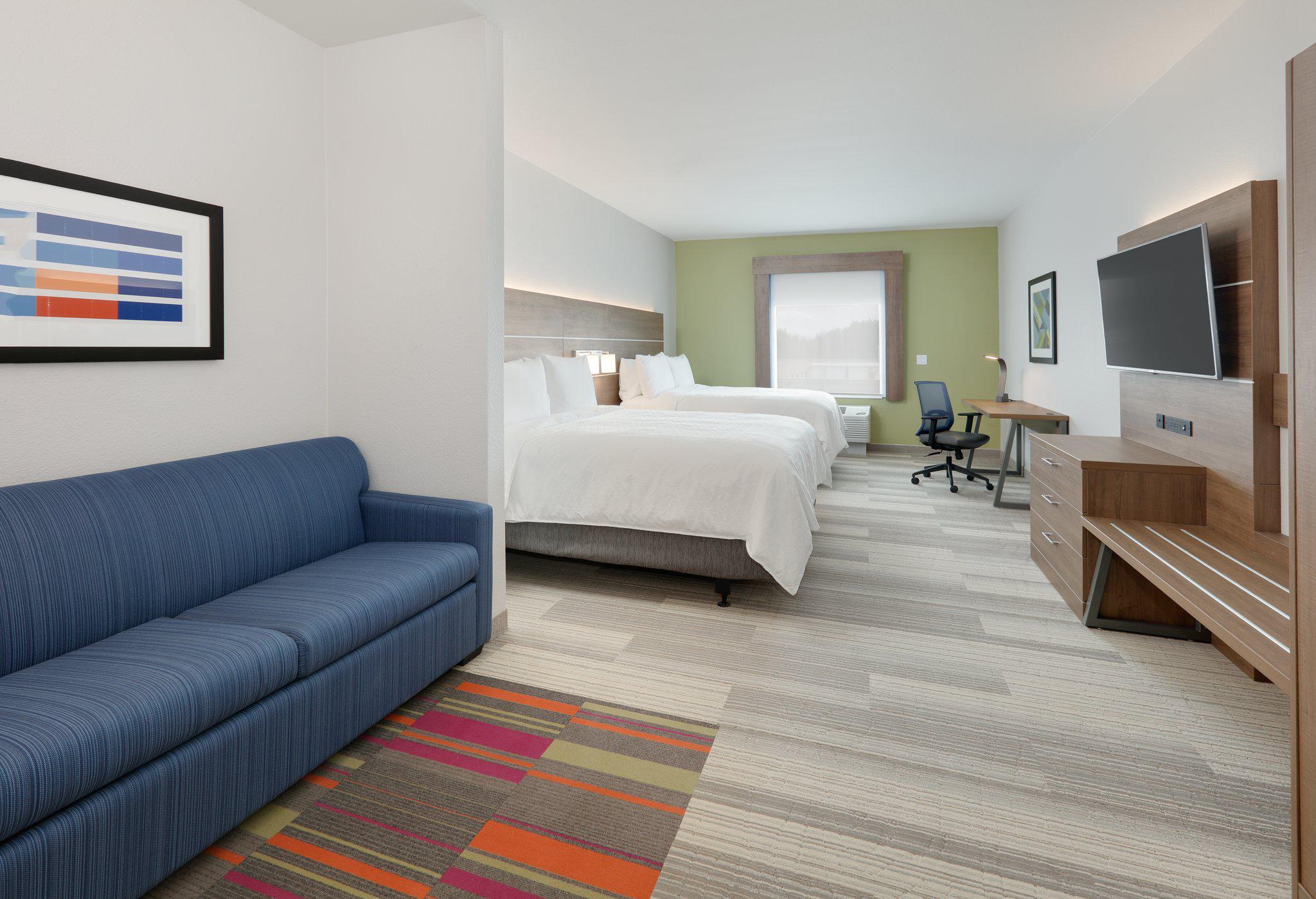 Holiday Inn Express & Suites Plano - the Colony Photo