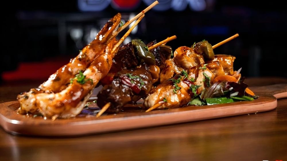 Trio Pinchos Satay