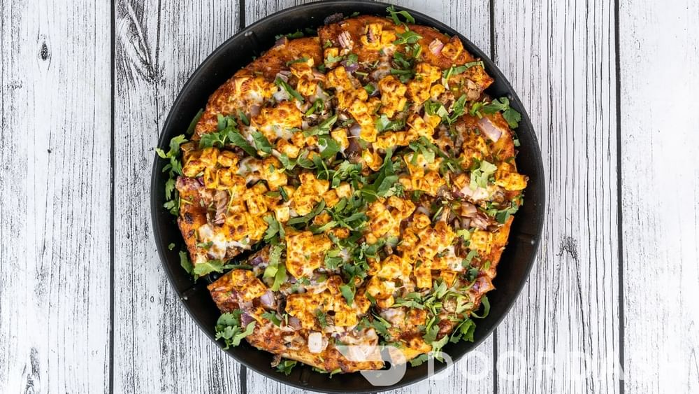 Chili Paneer Pizza