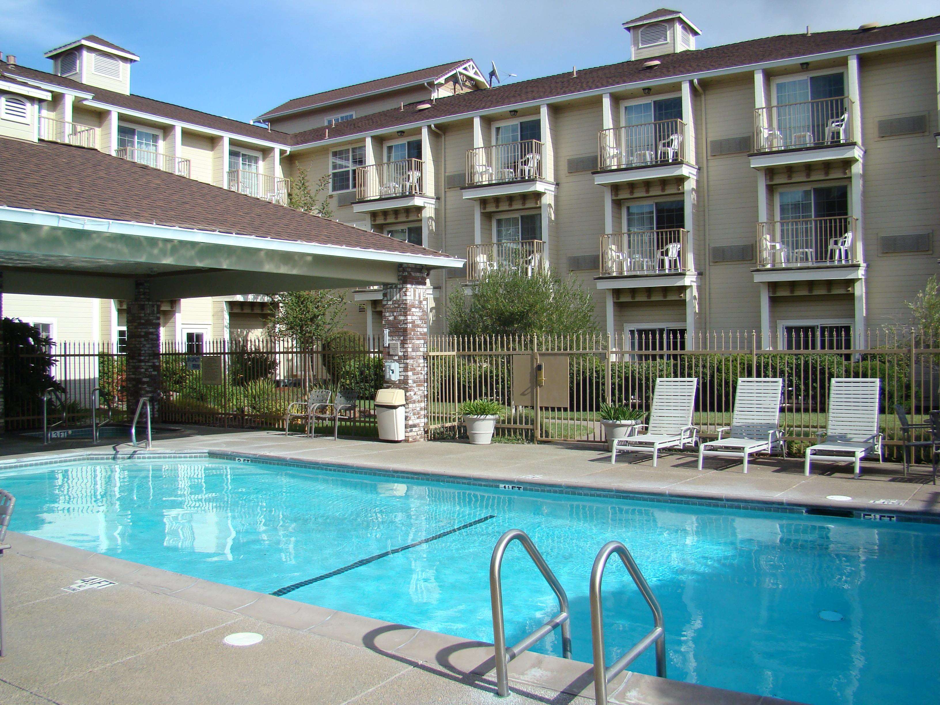 Hampton Inn Ukiah Photo