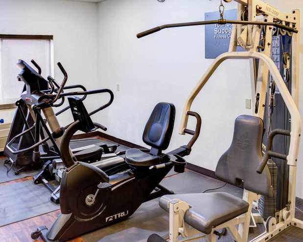 Images Comfort Suites
