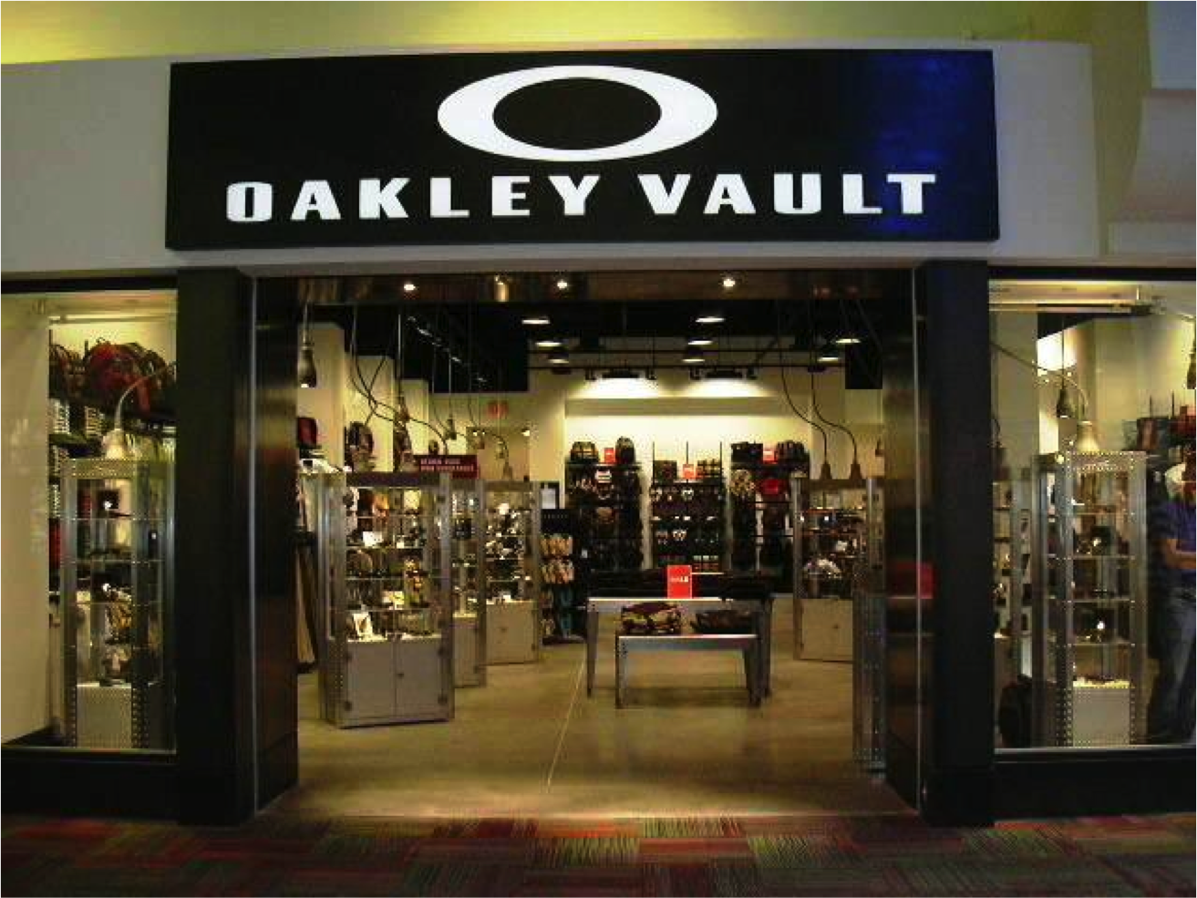 oakley locations