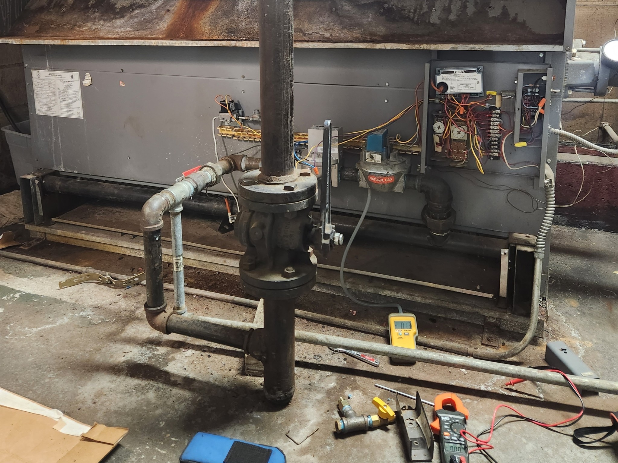 Commando Plumbing Image