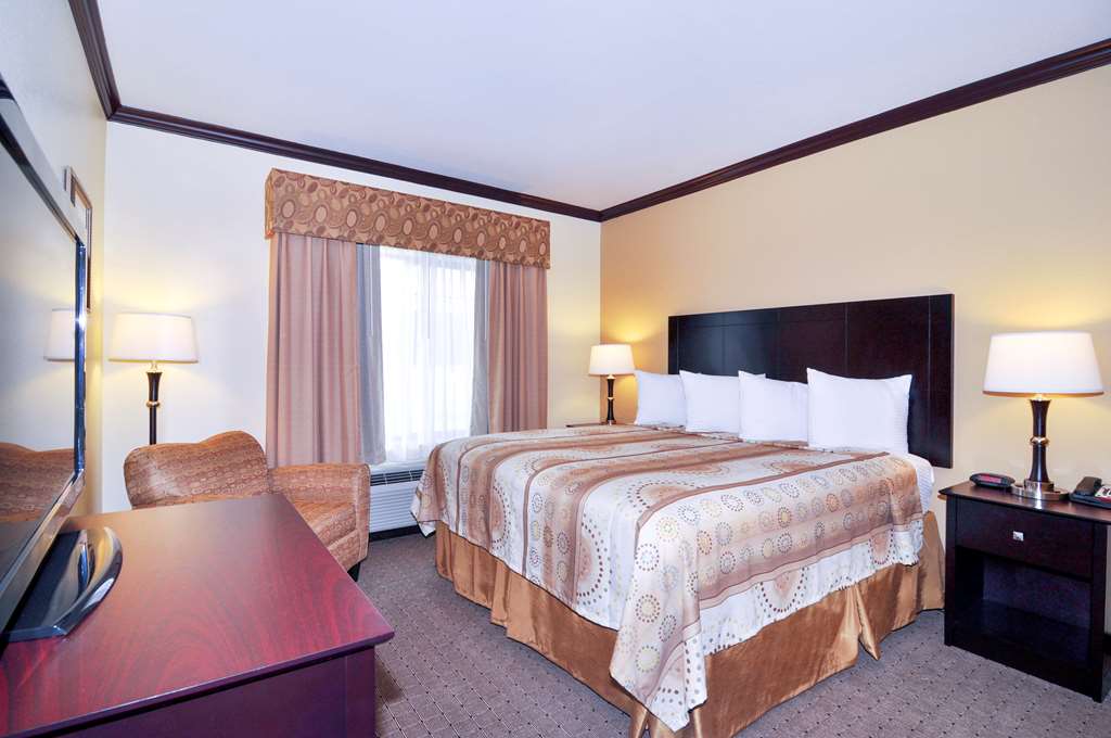 Best Western Plus Royal Mountain Inn & Suites Image