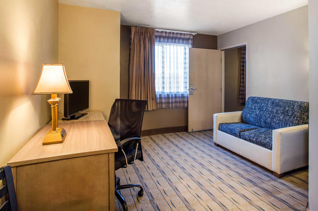 Images Quality Inn