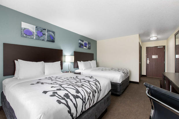 Images Sleep Inn & Suites Ankeny - Des Moines