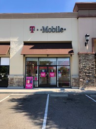 Tienda T Mobile En 8848 Calvine Rd Suite 130 Elk Grove Ca T Mobile
