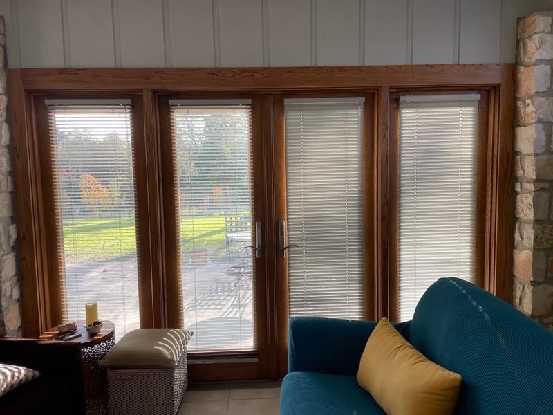 Blinds - Wood, Faux Wood, Aluminum, Vinyl, Vertical, Composite: Cord Lift, Cordless & Motorized