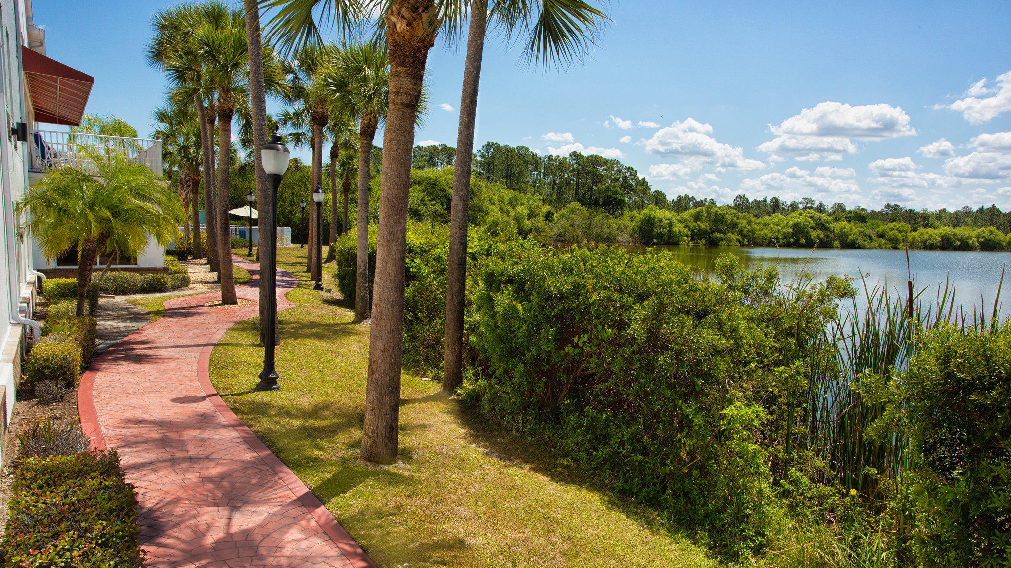 Holiday Inn Express & Suites Port Charlotte Photo