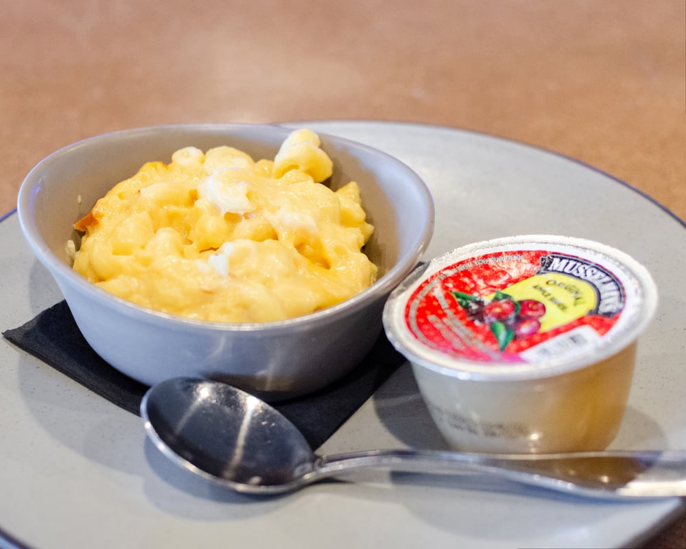 Kids Mac & Cheese w Side