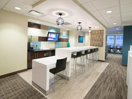 Regus - New York, New York City - 555 Madison Avenue Photo