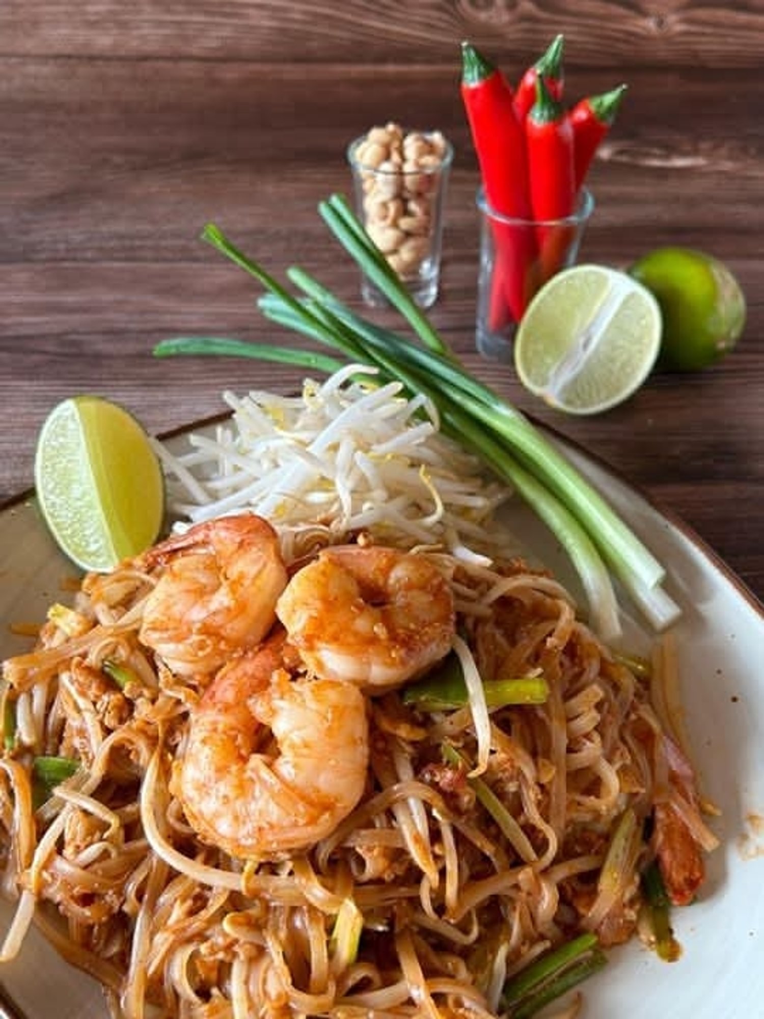 L - Pad Thai