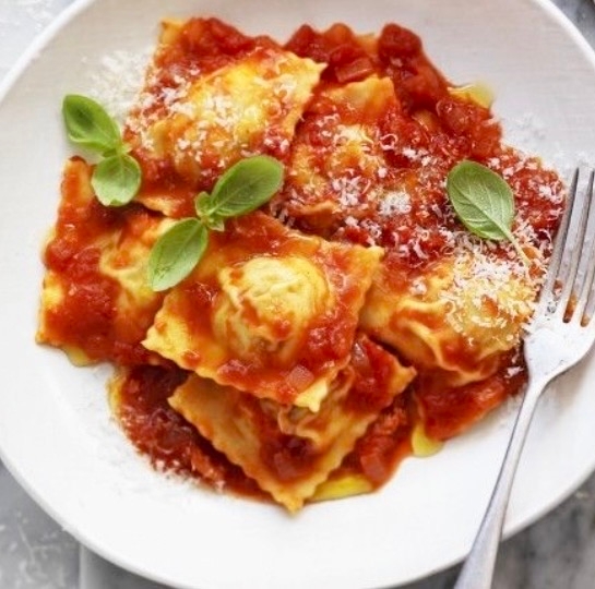 Ravioli Marinara
