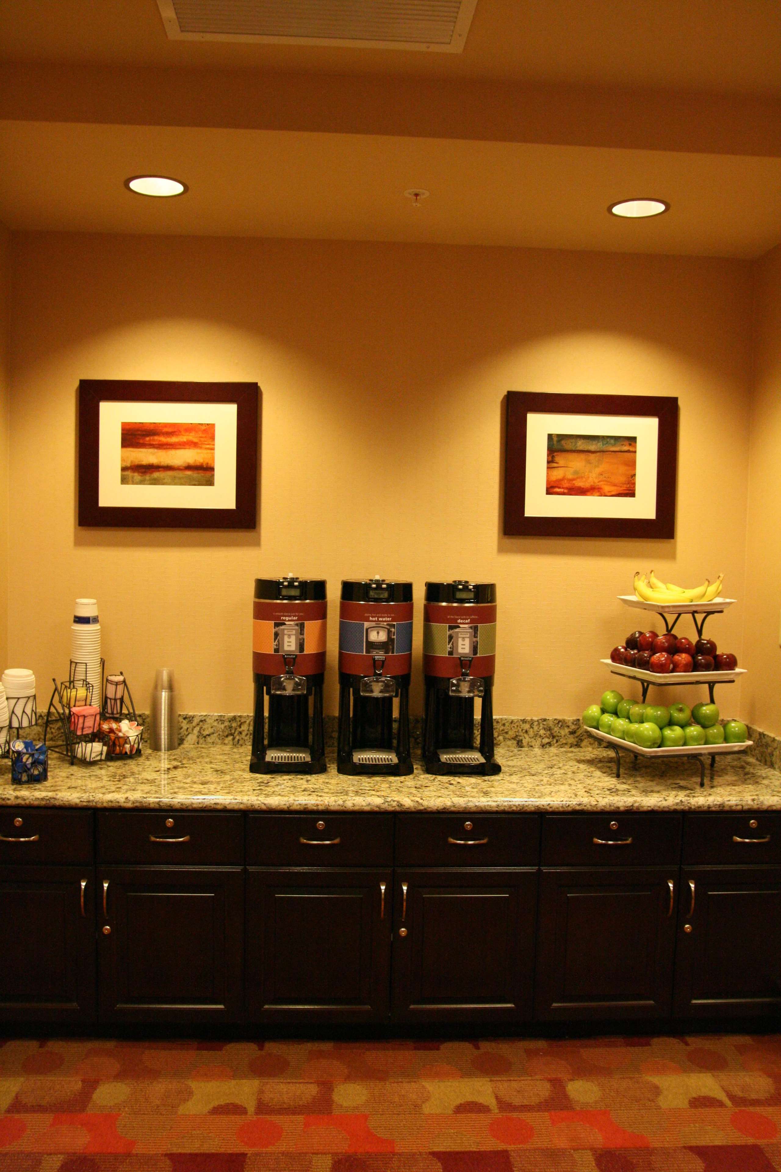 Hampton Inn & Suites Phoenix Chandler-Fashion Center AZ Photo