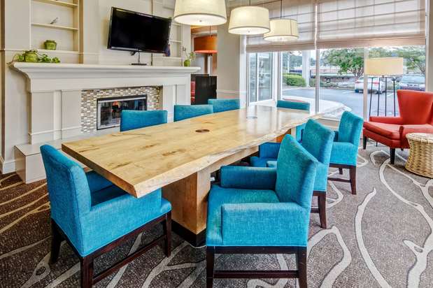Images Hilton Garden Inn Birmingham/Lakeshore Drive