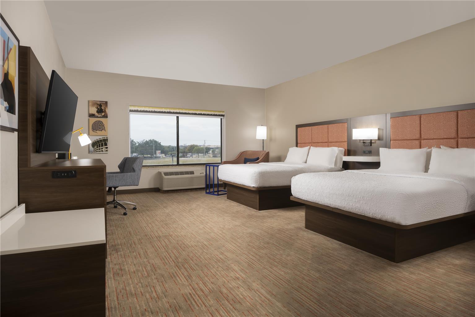 Hampton Inn & Suites Mansfield Image