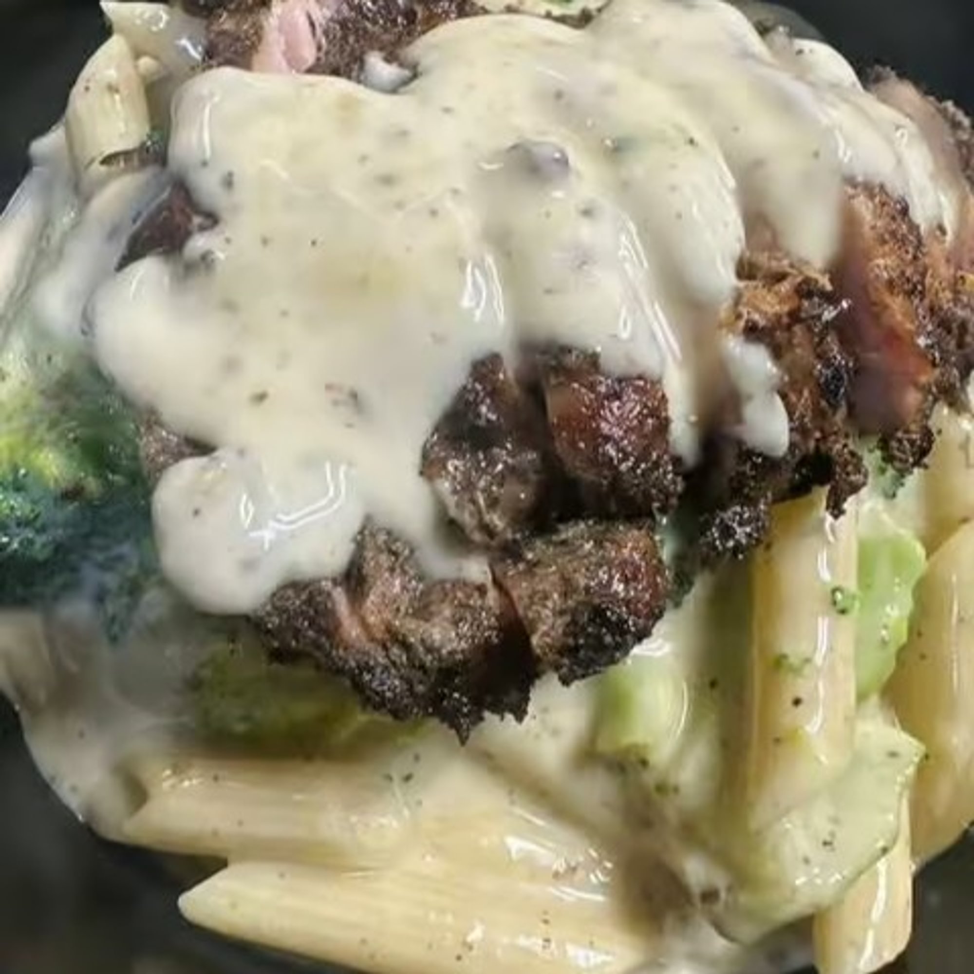 Jerk Alfredo Pasta
